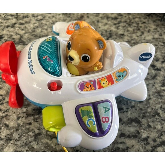 VTech Soar & Discover Airplane - Interactive Learning Toy (9-36 Months) - Used - Picture 1 of 5